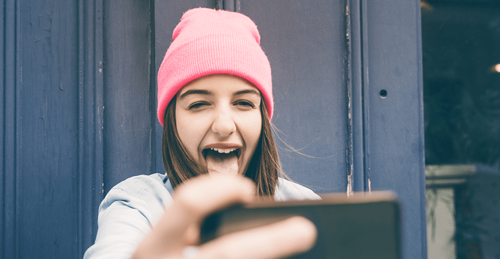 When Should You Come Between a Teenager and Their Phone? - Child Mind Institute