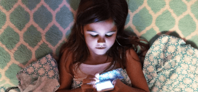 How to Help Kids Deal With Cyberbullying